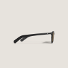 Paire de lunettes de soleil noires verres fumés